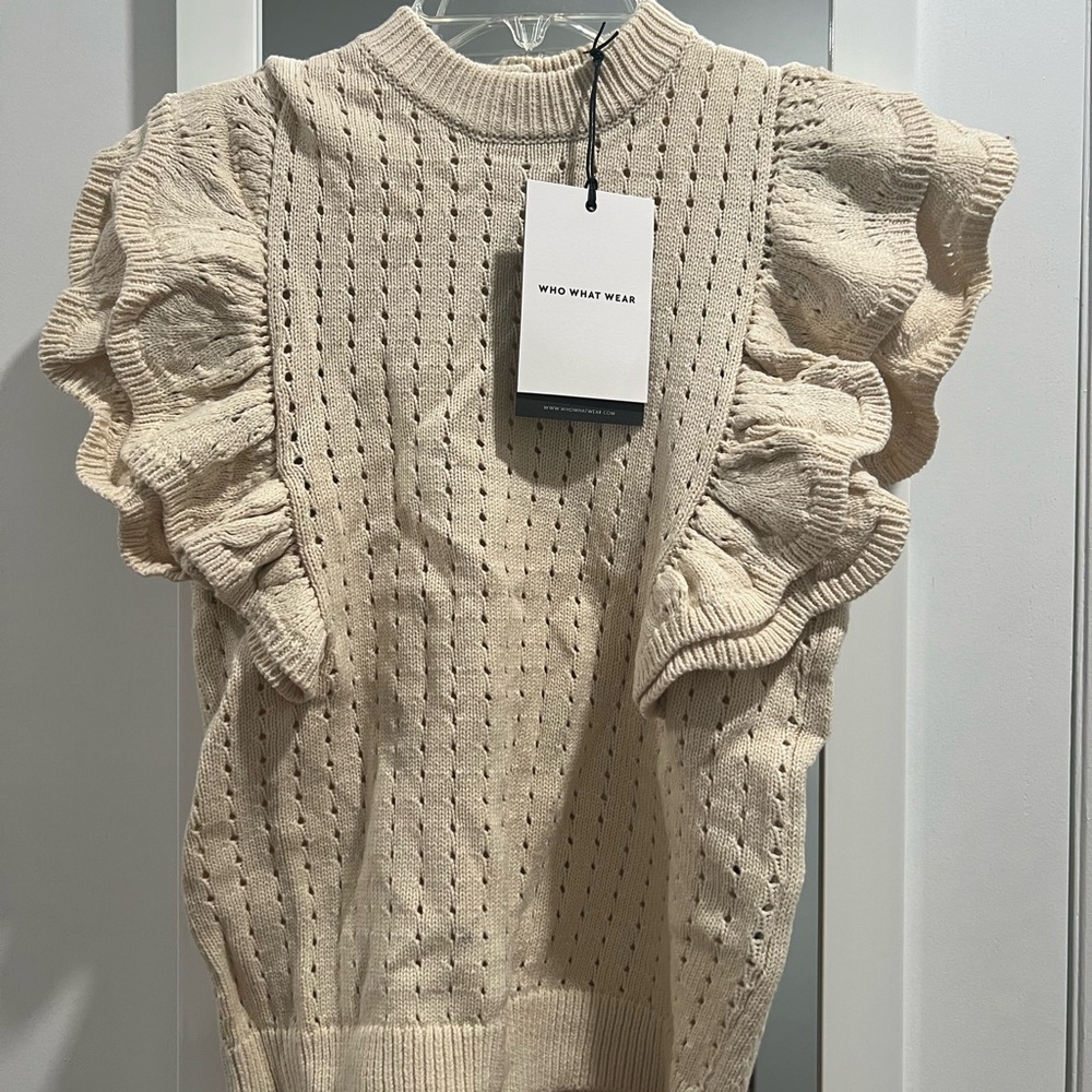 NWT Who What Wear Cream Ruffle Sweater